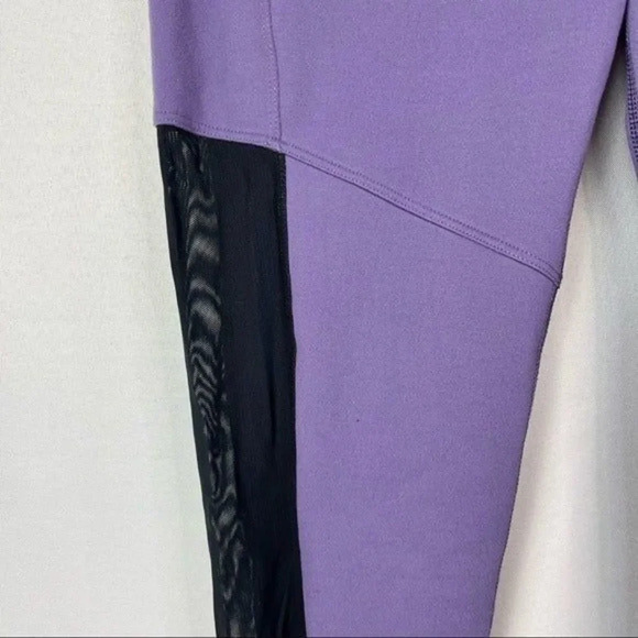 Lucy Purple & Black Light & Free Bow Tie Bottom Athletic Pants M - Picture 5 of 7